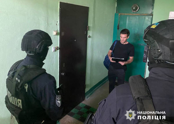Двох мешканців Кривого Рогу затримали за низку підпалів на Одещині4