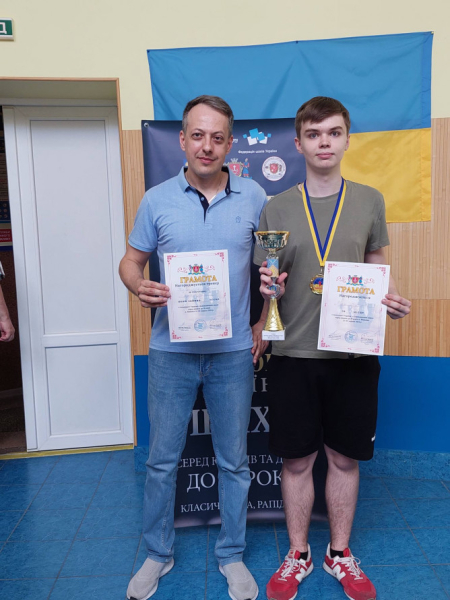 Криворіжець став першим на Чемпіонаті України з блискавичних шахів1