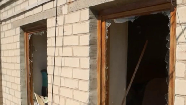 Мешканці Дніпропетровська розповіли про наслідки нічної ворожої атаки по житловому масиву4