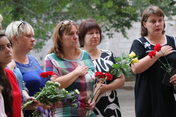 Пам’ять у граніті: у Кривому Розі відкрили меморіал на честь полеглого нацгвардійця Антона Загрійчука6