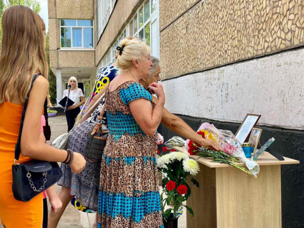 У Кривому Розі увічнили пам`ять полеглих Воїнів Дениса Савицького та Андрія Левицького6