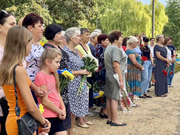 У Кривому Розі увічнили пам`ять полеглих Воїнів Дениса Савицького та Андрія Левицького5