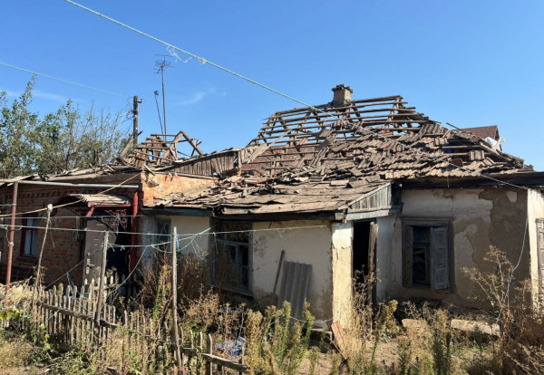 Сьогодні Нікопольщина знову цілий день потерпала від ворожих обстрілів  0