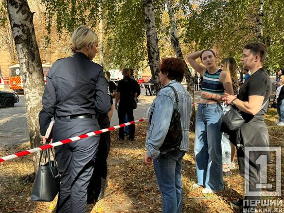 З-під завалів будівлі поліції дістали загиблу жінку: оновлені дані про прильот у Кривому Розі6