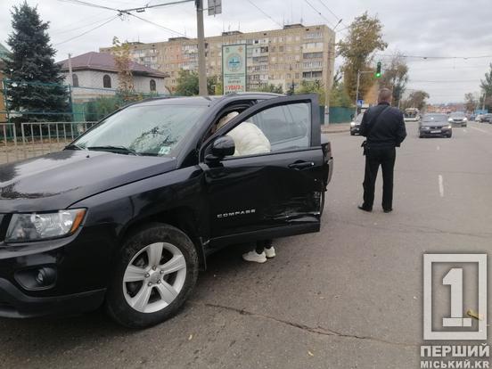 Невдалий маневр: у Кривому Розі не роз’їхалися Jeep та Opel1