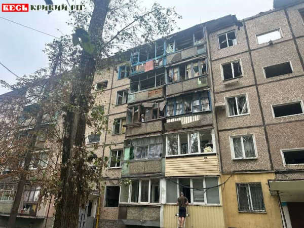 В дах 5-поверхівки влучив шахед в Кривому Розі