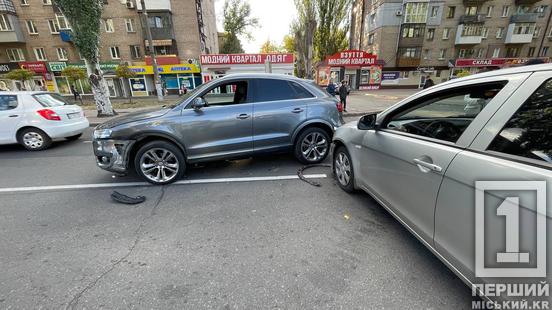 Відбулися легким переляком: на проспекті Металургів ДТП за участі Audi та Mitsubishi3