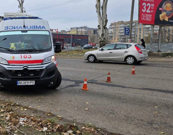 ДТП за участю двох легковиків сталася неподалік супермаркету 