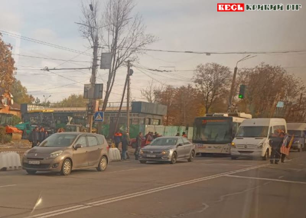 Ремонт дороги на пр. Миру в Кривому Розі на Балхаській