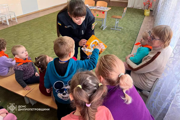 Рятувальники провели уроки з безпеки для дошкільнят різних громад Криворізького району0