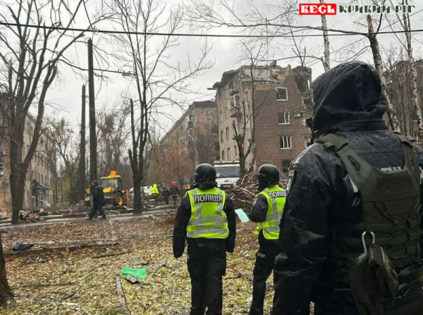 Поліція працює на місці ракетного удару по Кривому Рогу