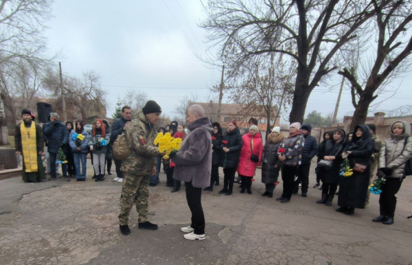 У Кривому Розі вшанували пам'ять бойової медикині Лілії Нагорної4