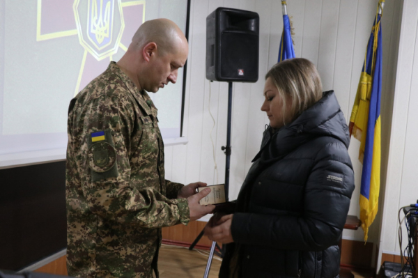 У Кривому Розі родинам полеглих Захисників вручили державні нагороди - фото 21-ої окремої бригади НГУ