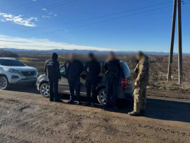 Біля кордону з Румунією затримали чоловіка з Дніпропетровщини, який намагався втекти з України