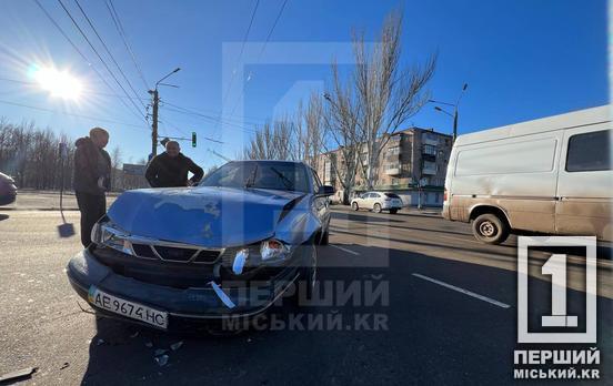 Мить неуважності могла дорого обійтися: на проспекті Металургів зіштовхнулися два Daewoo