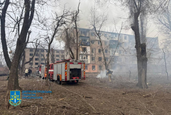 У Кривому Розі ліквідовують наслідки ракетної атаки 17 січня: що відомо 11