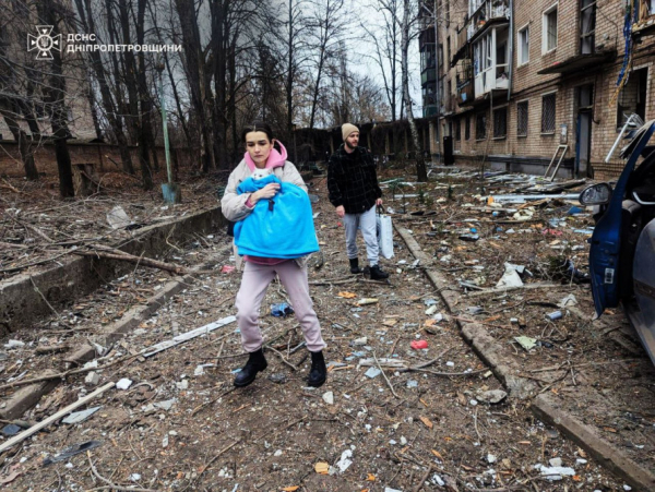 У Кривому Розі ліквідовують наслідки ракетної атаки 17 січня: що відомо 10