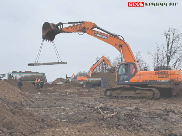 Будівництво фортифікацій на Дніпропетровщині на Покровському напрямку фронту