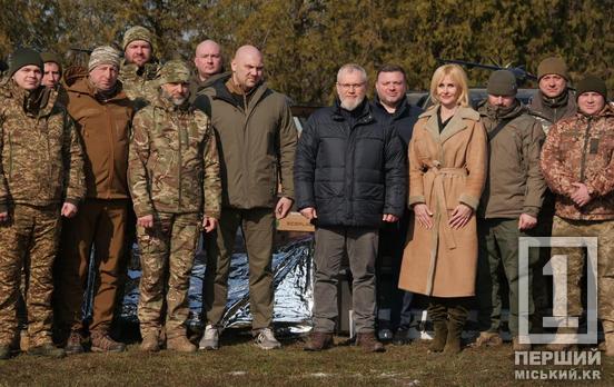 Підсилення пікапами, дронами та не тільки: Рада оборони Кривого Рогу закрила запити Героїв на понад 32 млн грн