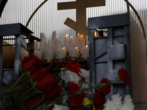 40 днів з дня трагедії:  у Кривому Розі пройшла панахида за загиблими від  російської ракетної атаки по дитячому майданчику8