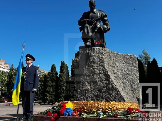 80 років пам'яті: у Кривому Розі вшанували полеглих та ветеранів Другої світової війни1