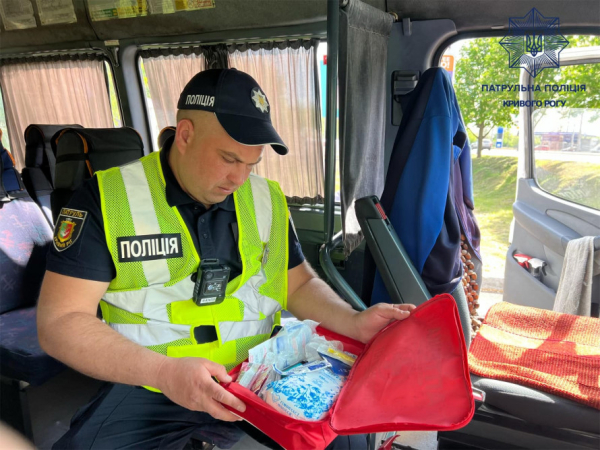 Безпека дорожнього руху: у Кривому Розі перевіряють роботу автоперевізників4
