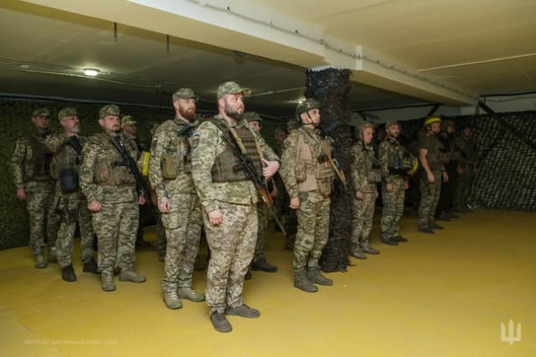 Державними та бойовими нагородами відзначено криворізьких воїнів 60 окремої механізованої Інгулецької бригади   0