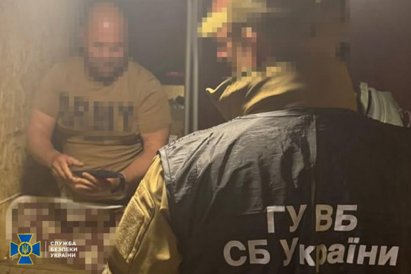 Командир одного з батальйонів ЗСУ отримав від своїх підлеглих 920 тис. грн «відкатів», «обкладаючи даниною» їхні бойові виплати0