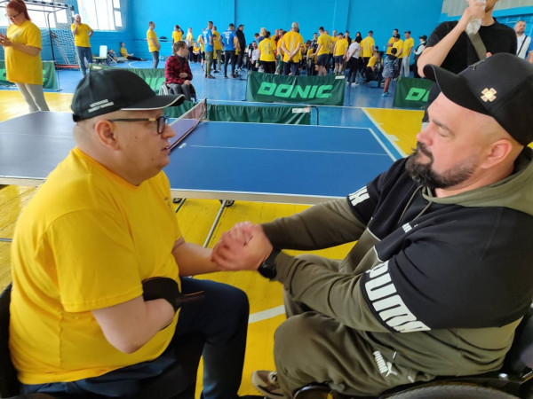 Кривий Ріг знову об’єднує ветеранів та їхні родини: «Veterans Family Games» продовжуються змаганнями з веслування на тренажерах та настільного тенісу2