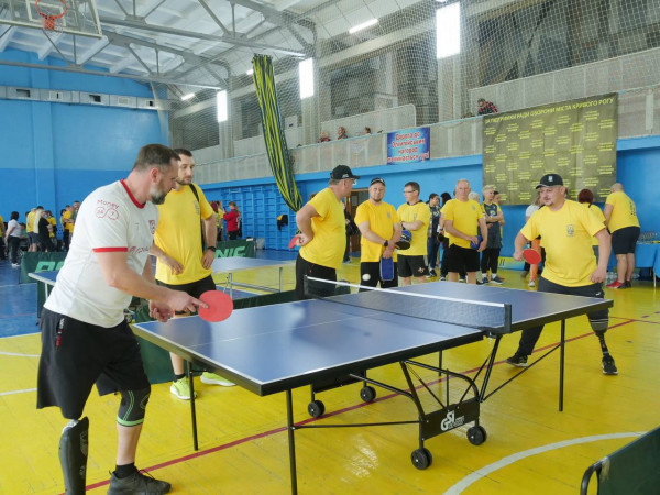 Кривий Ріг знову об’єднує ветеранів та їхні родини: «Veterans Family Games» продовжуються змаганнями з веслування на тренажерах та настільного тенісу4