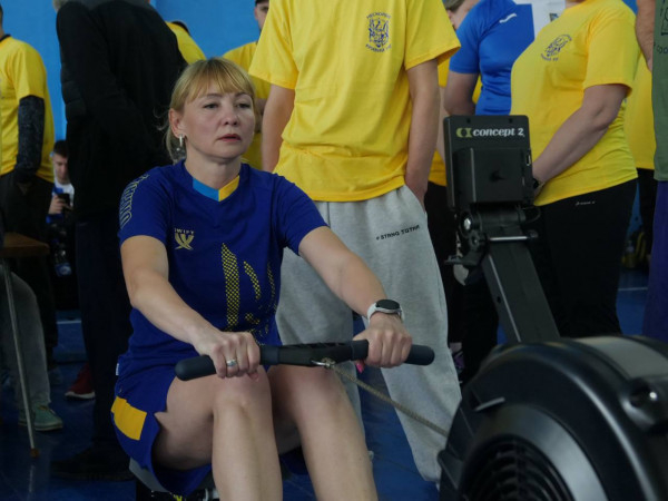 Кривий Ріг знову об’єднує ветеранів та їхні родини: «Veterans Family Games» продовжуються змаганнями з веслування на тренажерах та настільного тенісу6