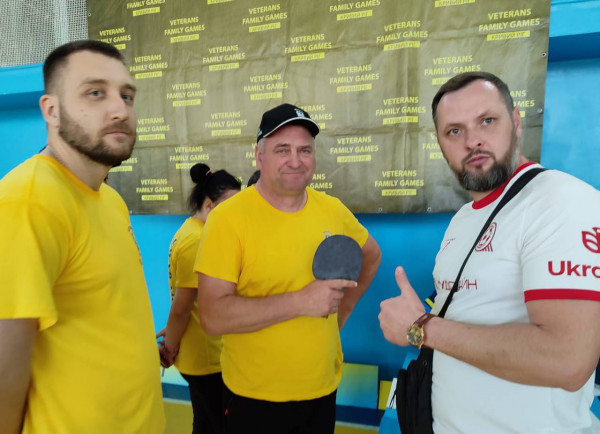 Кривий Ріг знову об’єднує ветеранів та їхні родини: «Veterans Family Games» продовжуються змаганнями з веслування на тренажерах та настільного тенісу1