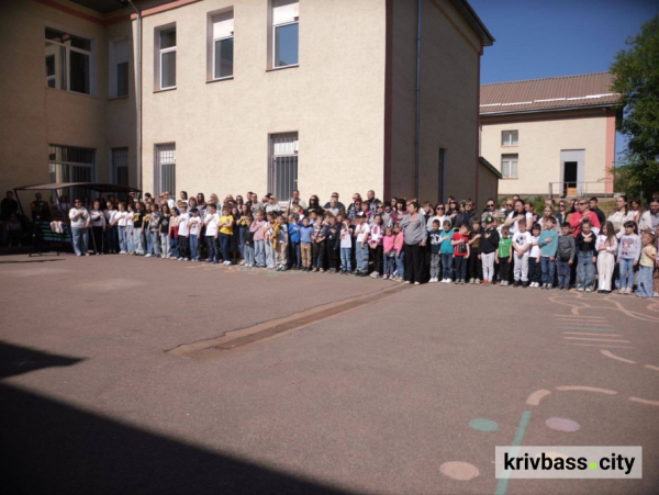 «Криворізька птаха» з пряників: у Кривому Розі встановили новий рекорд України4