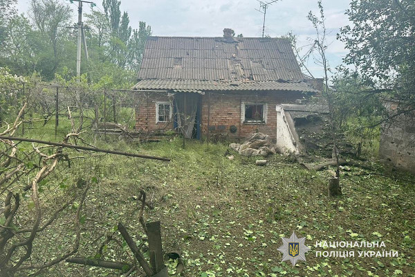 На Дніпропетровщині чергова жертва повітряної атаки ворога: з під завалів дістали мертву людину0