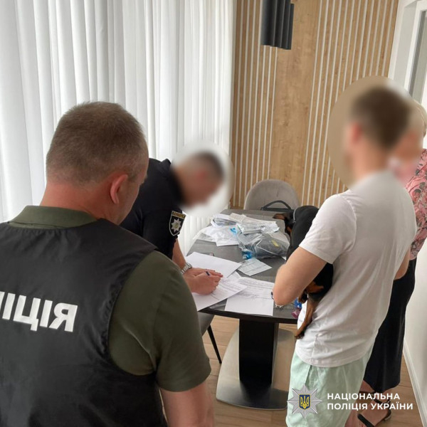 На Дніпропетровщині група ділків незаконно видобувала каолін2