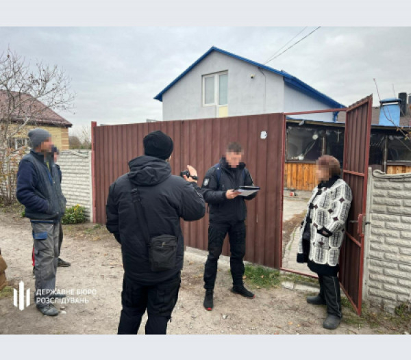 На Дніпропетровщині судитимуть командира військової частини, який змушував підлеглих будувати будинки для родичів0