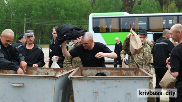 Нарешті вдома: з російського полону повернулися шестеро захисників з Криворіжжя7