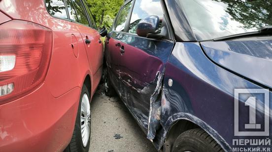 Невизначеність у маневрі = три пошкоджених авто: на 5-ому Зарічному ДТП з Hyundai та кількома Skoda1