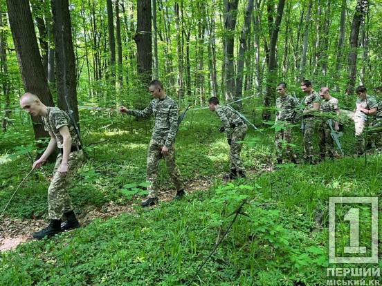 Один з кращих серед майбутніх військовослужбовців: криворіжець Марко Рибальченко став призером міжнародних військово-прикладних змагань6