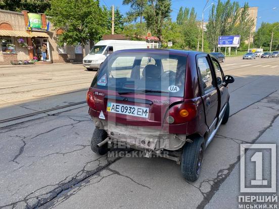 Ранковий поспіх: у Центрально-Міському районі Кривого Рогу вдарилися Toyota та Daewoo3