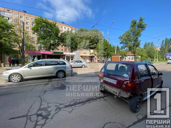 Ранковий поспіх: у Центрально-Міському районі Кривого Рогу вдарилися Toyota та Daewoo1