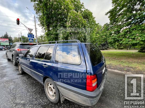 Різке гальмування: у Кривому Розі Volkswagen влетів у Toyota1