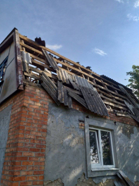 Росія завдала понад 30 атак по Нікопольському району: пошкоджені будинки, авто та квартира в багатоповерхівці2