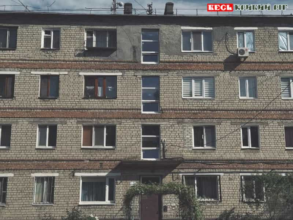Вікна замінили в під’їздах Зеленодольську Криворізького р-ну
