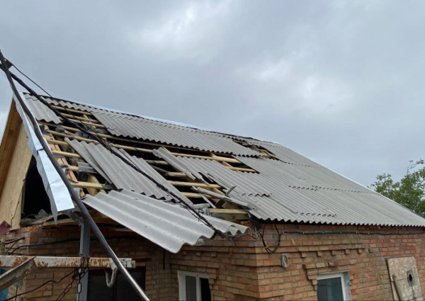 Ворог продовжує знищувати ударами два райони Дніпропетровщини, є постраждалі2