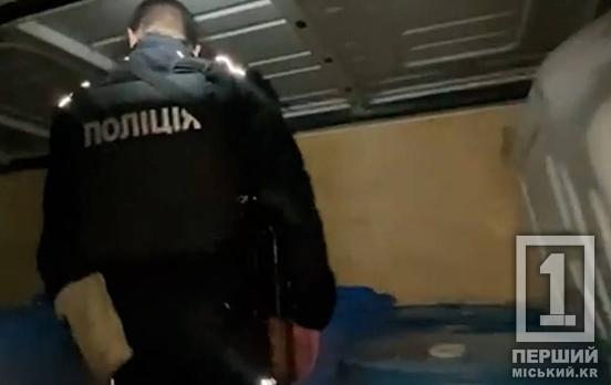 Запобігли появі на ринку 20 тисяч пляшок фальсифікату: на Дніпропетровщині перекрили канал постачання «паленого» спирту