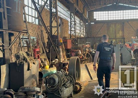 Дістали все цінне з водонагрівачів і набили сміттям: Нацполіція викрила махінаторів, що обкрадали стратегічні теплопункти у Кривому Розі3