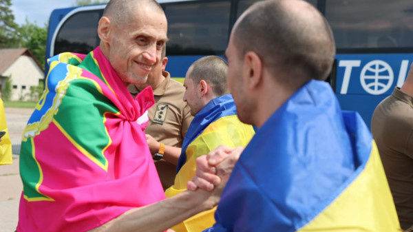 До України з росіського полону повернули чергову групу важкохворих, тяжкопоранених та молоді11