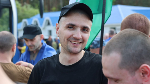 До України з росіського полону повернули чергову групу важкохворих, тяжкопоранених та молоді8