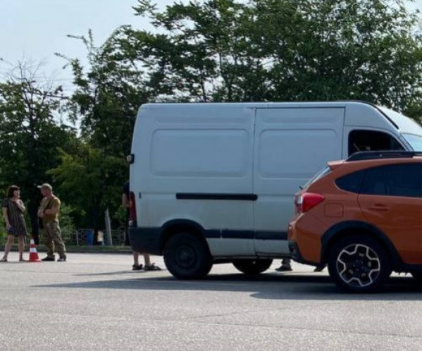 ДТП на вулиці Електрична: не розминулися Subaru та Renault0